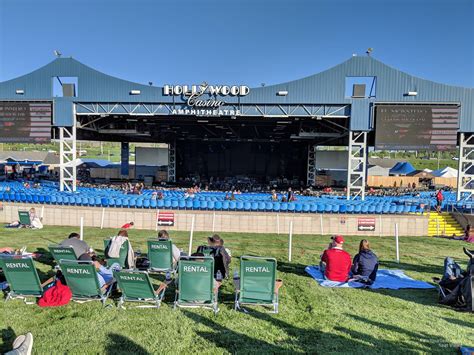 can i tailgate hollywood casino amphitheatre chicago